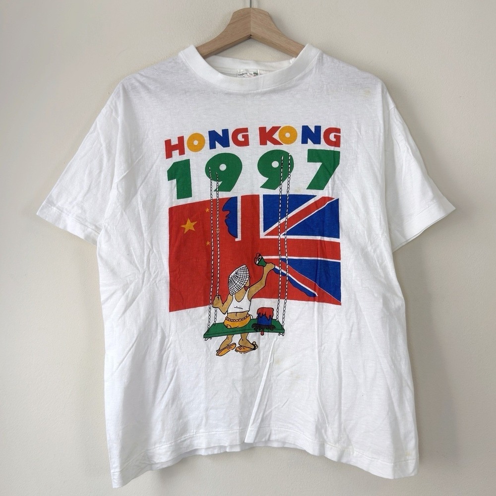 Vintage 90's Hong Kong Flag Paint Cartoon Art Single Stitch White Tee Shirt - M